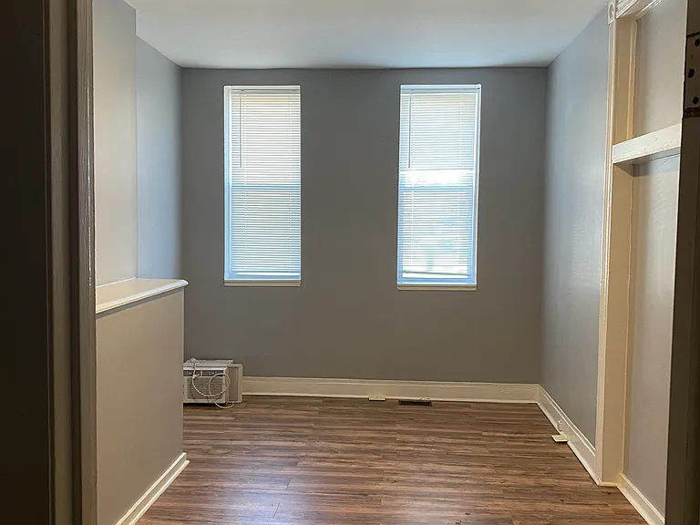 1541 N Broadway #1 — Photo 16