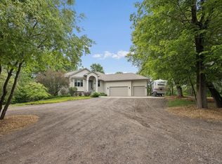 3882 219th Ln NE, East Bethel, MN 55011