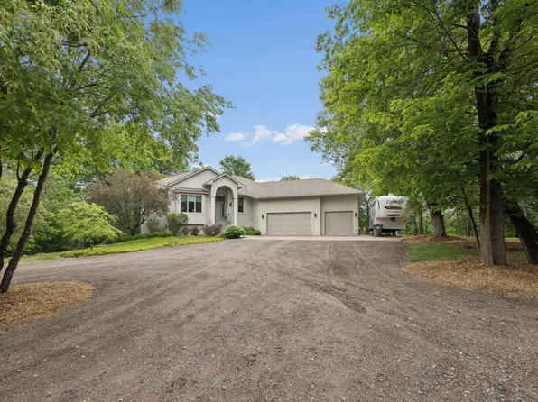 3882 219th Ln NE, East Bethel, MN 55011