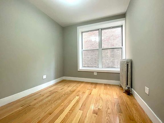 5th image of 283 Audubon Ave #9