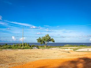 1700 Seashore Ave, Ocean Springs, MS 39564