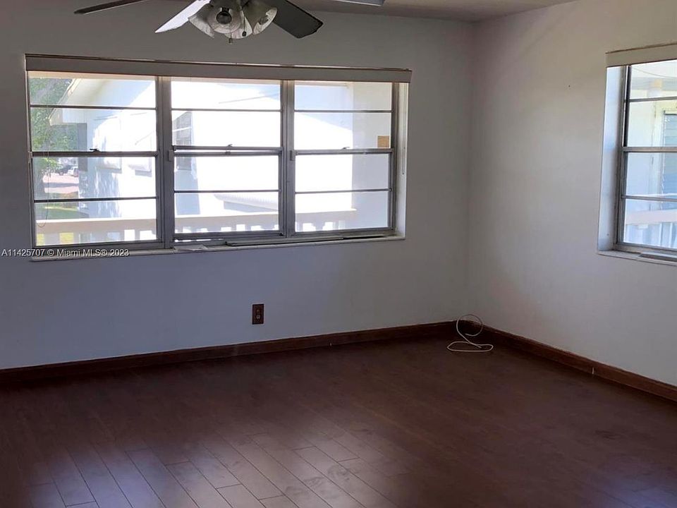 1st image of 295 Windsor M #295