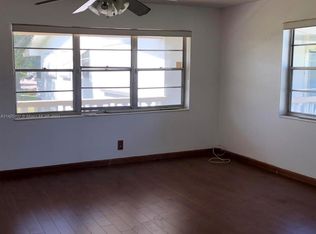 295 Windsor M #295, West Palm Beach, FL 33417