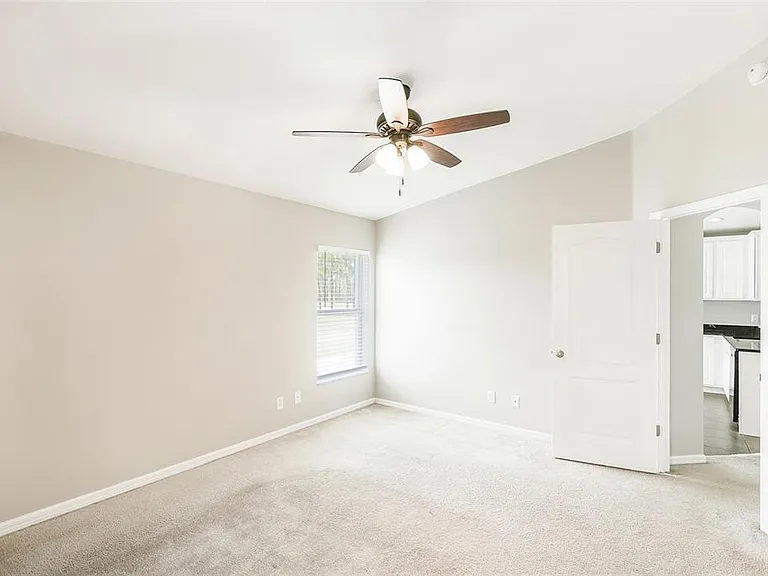 12505 Belcroft Dr — Photo 29