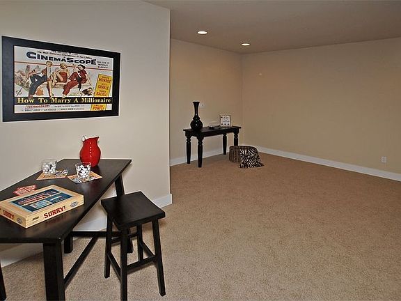 Lower level media room w/wet bar.