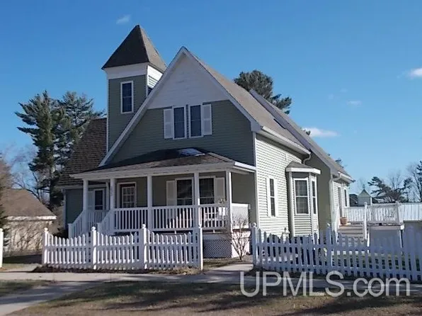 233 Florence Ave, Florence, WI 54121