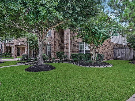 2nd image of 4723 Middlewood Manor Ln