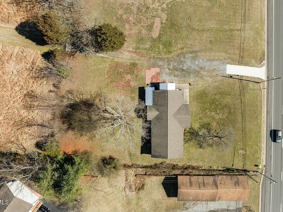 49th image of 2616 Volunteer Pkwy