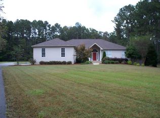 75 Shaddox Dr, New Hill, NC 27562