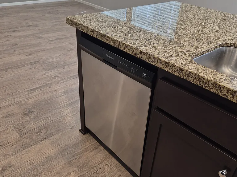 24292 Bay Laurel Ave — Photo 20