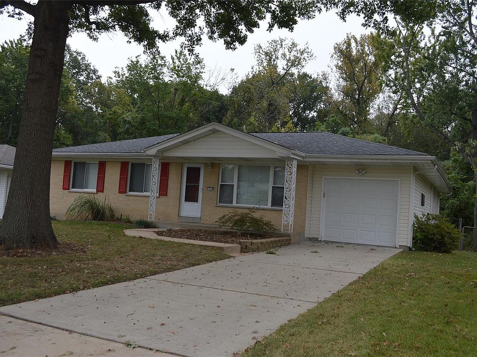 1st image of 1018 Camelot Gardens Dr