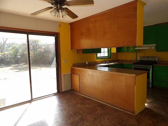 4th image of 941 Joe Bruer Rd