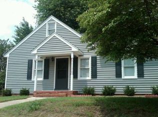 3528 W 100th Rd, Chester, VA 23831