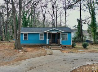 7633 Gwynne Hill Rd, Charlotte, NC 28215