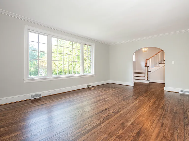 4001 Churchill Rd — Photo 5