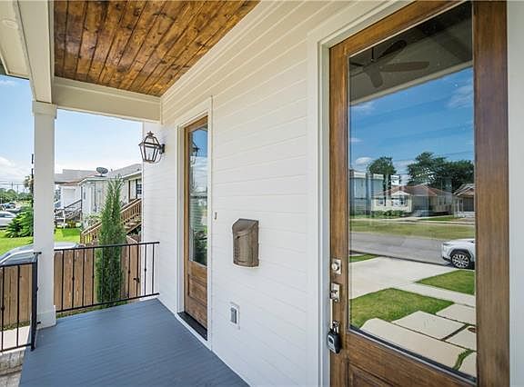 3rd image of 5742 Pasteur Blvd