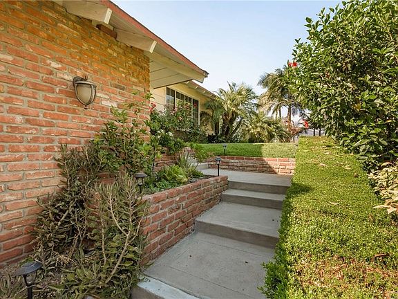 5th image of 815 Puma Canyon Ln