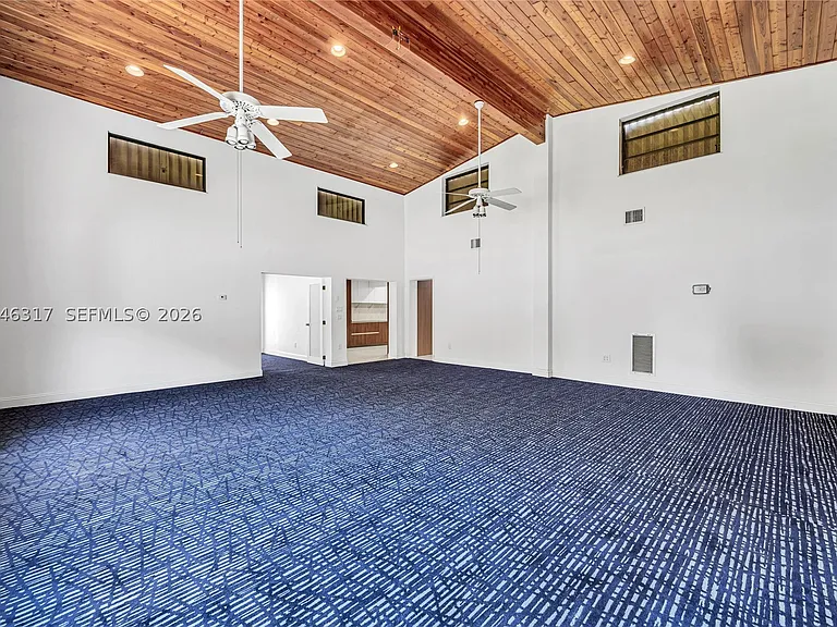 12525 SW 68th Ct — Photo 17