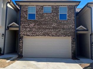 34 Dewey Rd, Lilburn, GA 30047