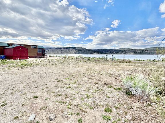 2nd image of 750 S Lake Way
