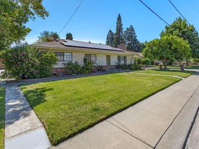 1604 Walnut Ave, Escalon, CA, 95320