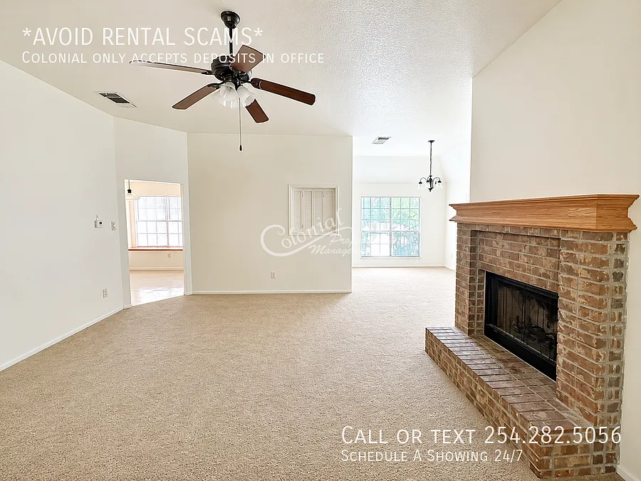 3 bed, 2.0 bath, 1656 sqft, $1,595 — Photo 3