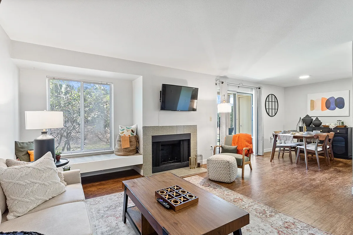Building Photo - MonteVista at Murray Hill
