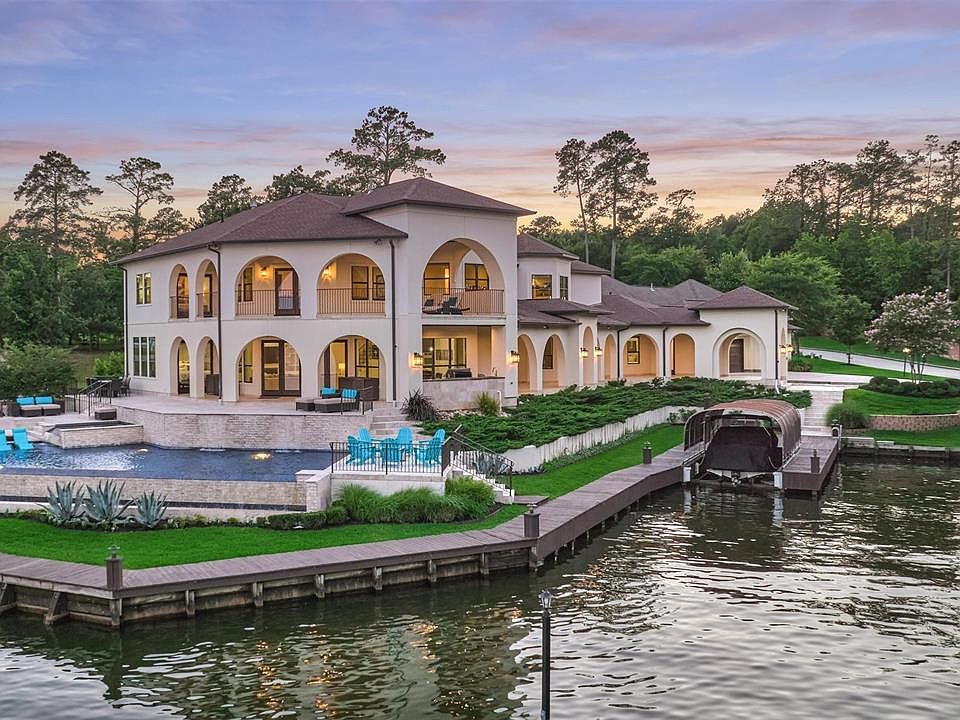 1st image of 186 Bentwater Bay Dr