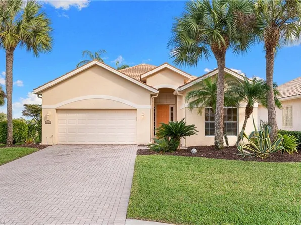 3515 Grand Cypress Ct, Naples, FL 34119