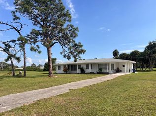 641 E Dearborn St, Englewood, FL 34223