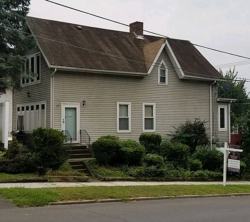 2nd image of 1644 1st St