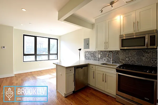 Rented by null | media 4