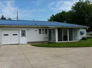 2808 Hillcrest Dr, North East, PA
