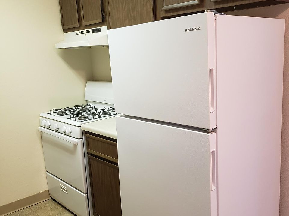 1st image of 1109 Michigan Ave E APT 35