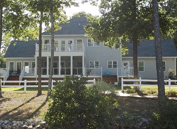 2nd image of 627 Alexander Dr