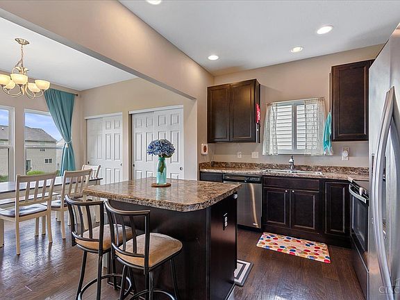 4th image of 5461 Windsor Ct
