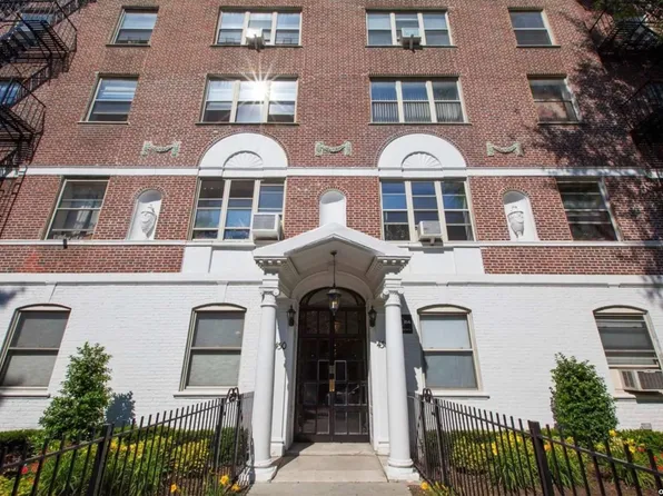 430 Clinton Avenue #3B, Brooklyn, NY 11238