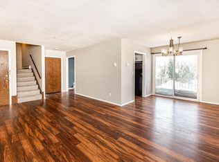 1225 7th St S APT 8, Moorhead, MN 56560