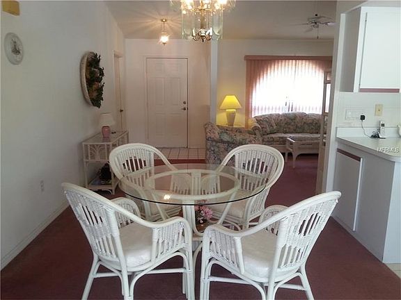 2nd image of 4256 Hall St