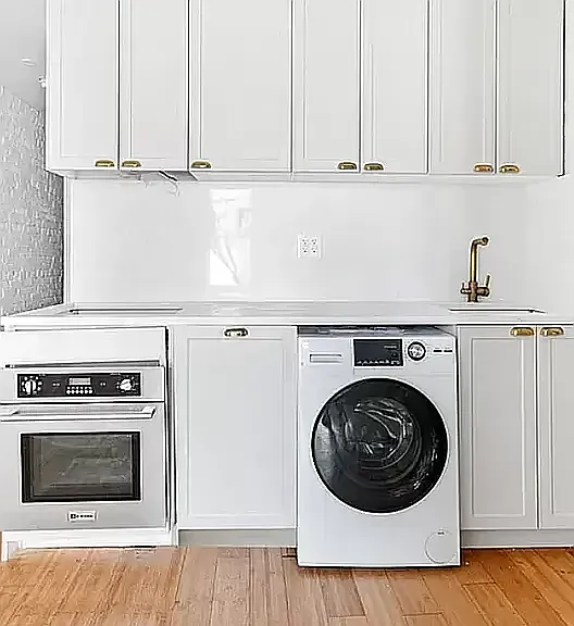 196 Elizabeth St #1 — Photo 2