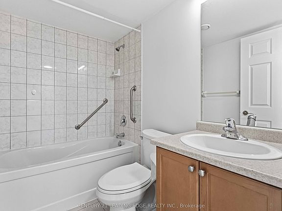 5th image of 88 Grangeway Ave #1109