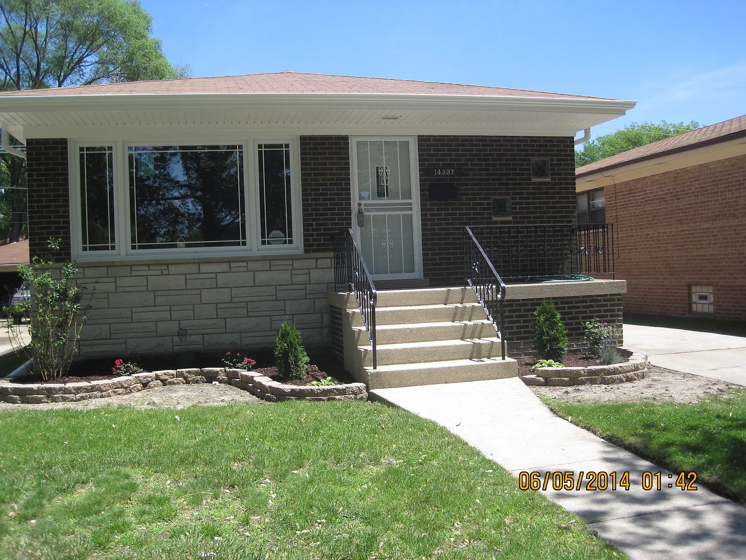 14337 Dorchester Ave photo 1