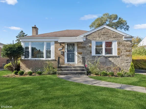 1926 Hawthorne Ave, Westchester, IL 60154