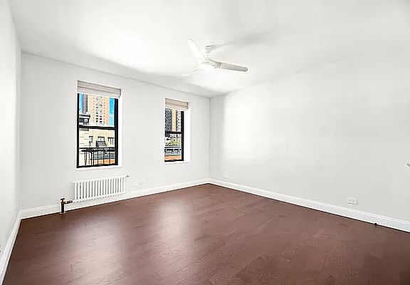 5th image of 166 E 92nd St APT 6A