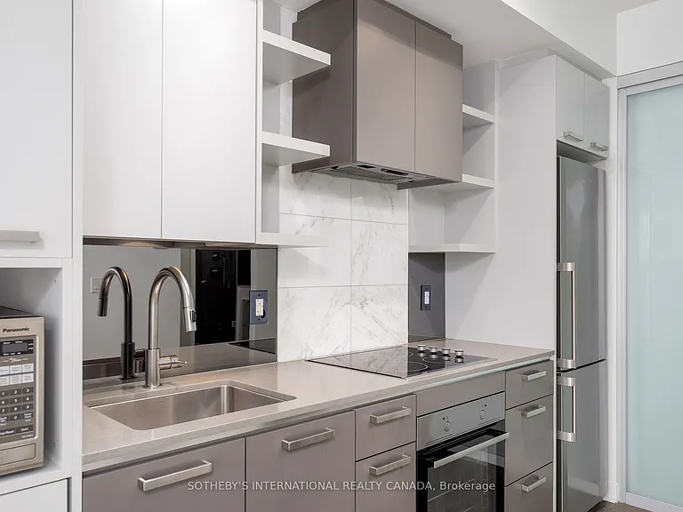 1830 Bloor St W #716 — Photo 7