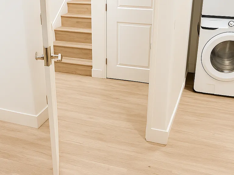 entrance to 1st Floor Home