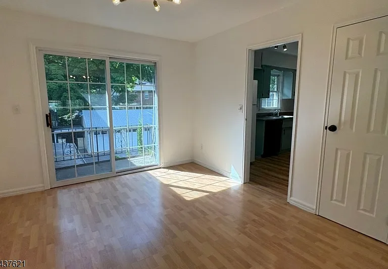 470 Valley Rd #3 — Photo 6