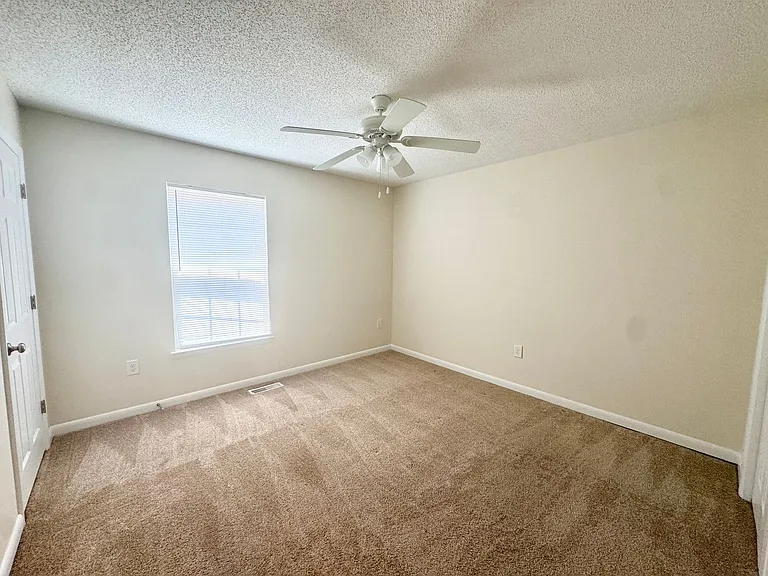 1100 Pine St #L — Photo 13