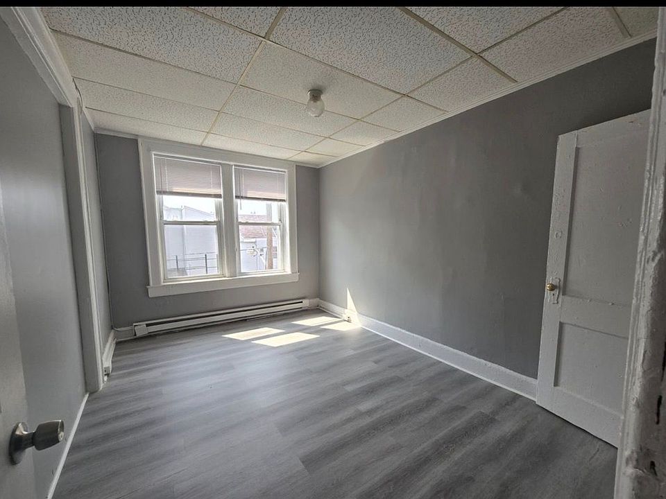 1st image of 759 Highland Ave #8H