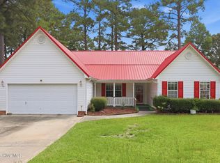 870 Pine Valley Rd, Jacksonville, NC 28546